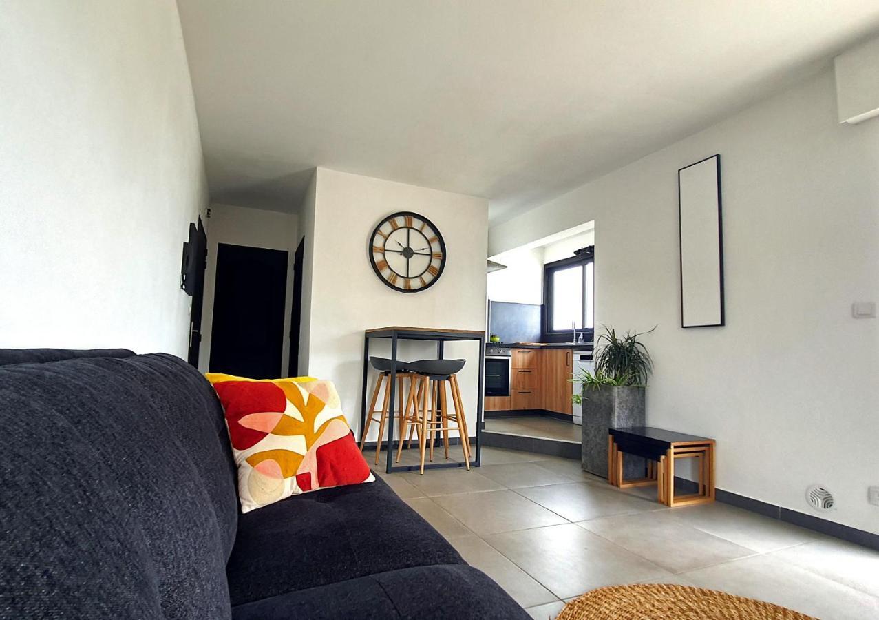 Rooftop - L'Appartement En Haut Saint-Denis Exterior foto